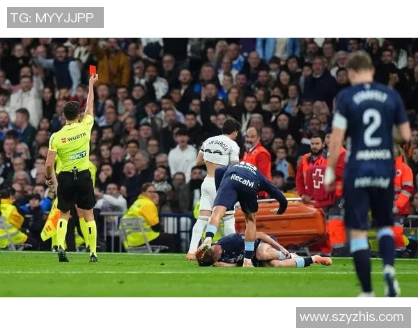 西甲激战：那不勒斯逆转切尔西上演惊天大逆转全场沸腾