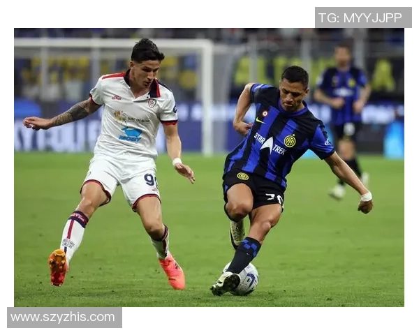 意甲精彩对决曼城与AC米兰战成平局帽子戏法引发全场狂欢