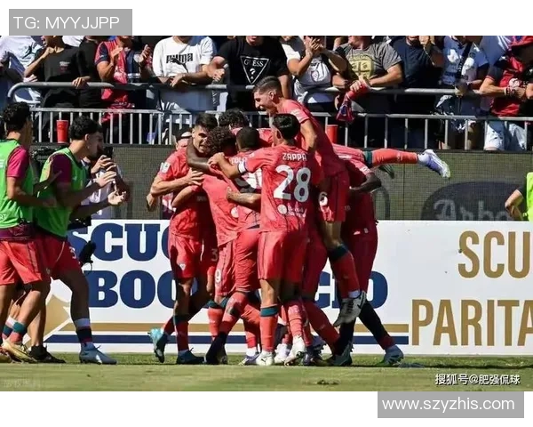 欧冠历史冷门那不勒斯大胜AC米兰引发全场狂欢