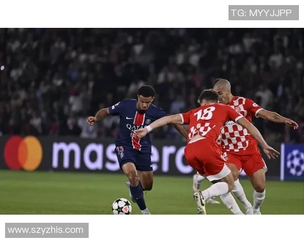 西甲激战：巴黎圣日耳曼与多特蒙德平局绝杀瞬间回顾与战术分析