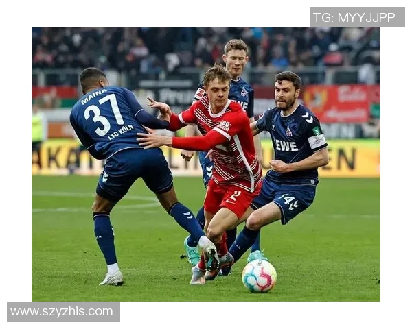 足总杯激战拜仁与尤文图斯互交白卷红牌事件引发全场热议 足总杯激战拜仁与尤文图斯互交白卷红牌事件引发全场热议