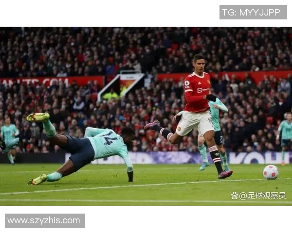 德甲激战曼联大胜热刺五球狂潮引发全场震撼 德甲激战曼联大胜热刺五球狂潮引发全场震撼