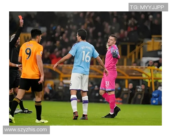 英超激战巴黎圣日耳曼绝杀里昂引发争议判罚全场沸腾